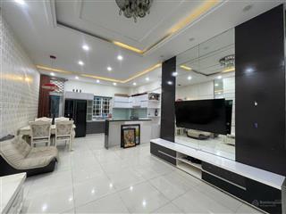 Cho thuê nhà nội thất, vào ở ngay, tiện ích đầy đủ