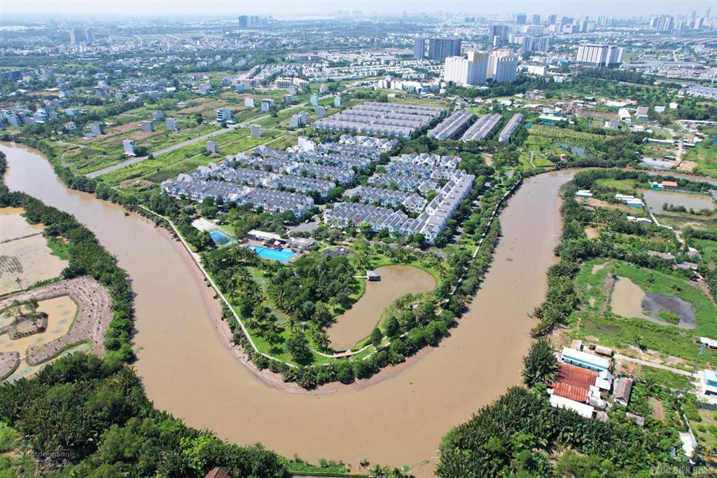 Bán nhà hoàn thiện đẹp + giá tốt park riverside
