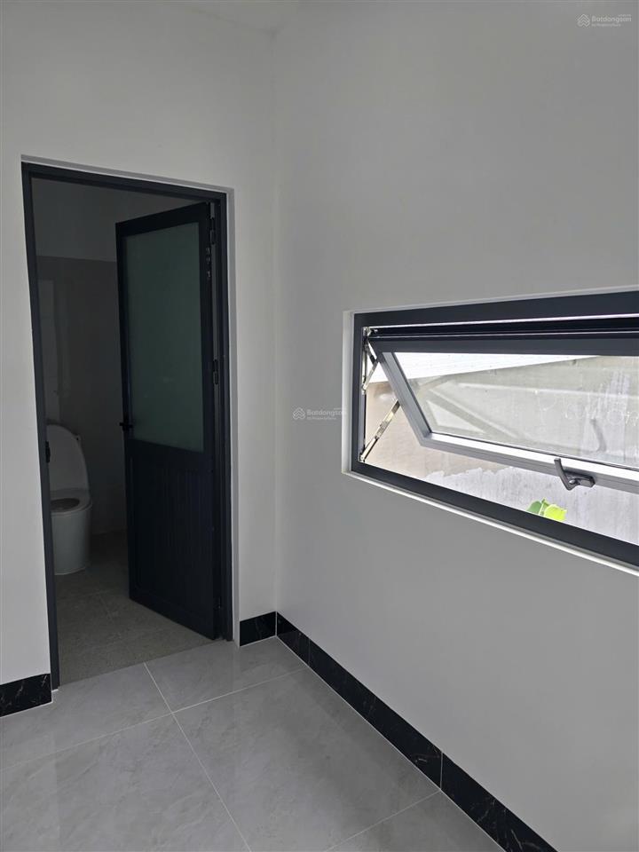 Bán nhà mới xây dựng kdc phú long. từ ql80 vào hơn 100m tại tân dương, đồng tháp