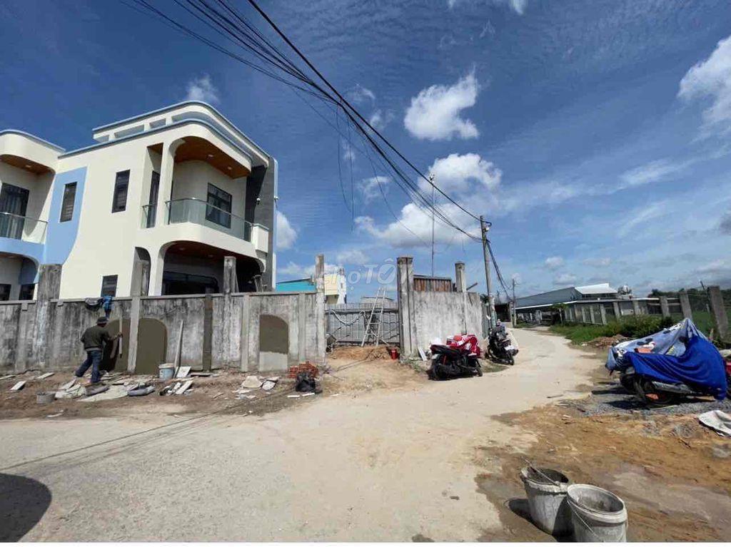 Cần bán hoặc cho thuê đất ngần Vin homes hóc môn