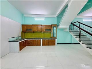 Nhà thạnh lộc 42, dt 5x20, xây 2 lầu, đường xe hơi 7m, khu dân cư