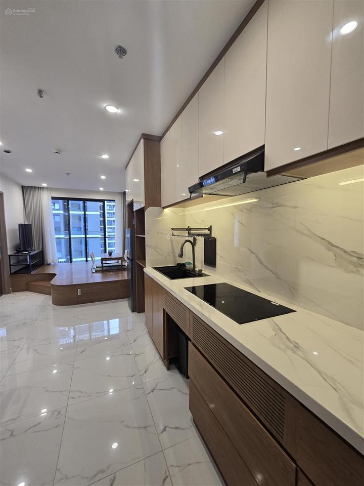 Cần bán vinhomes grand park  tòa bs8  nội thất cao cấp