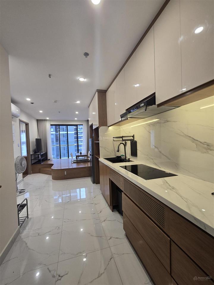Cần bán vinhomes grand park  tòa bs8  nội thất cao cấp