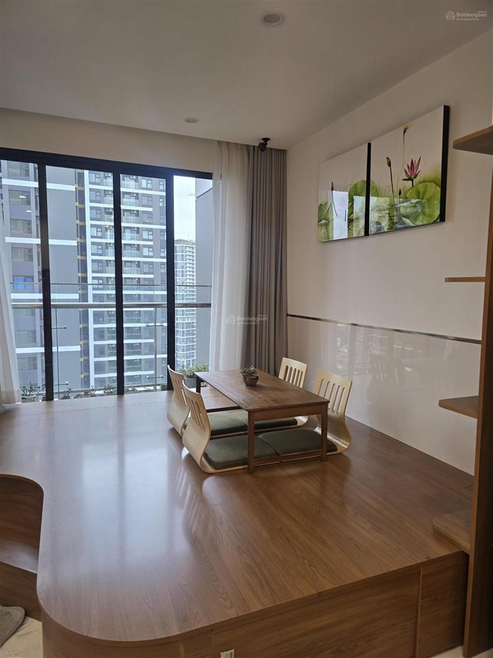 Cần bán vinhomes grand park  tòa bs8  nội thất cao cấp