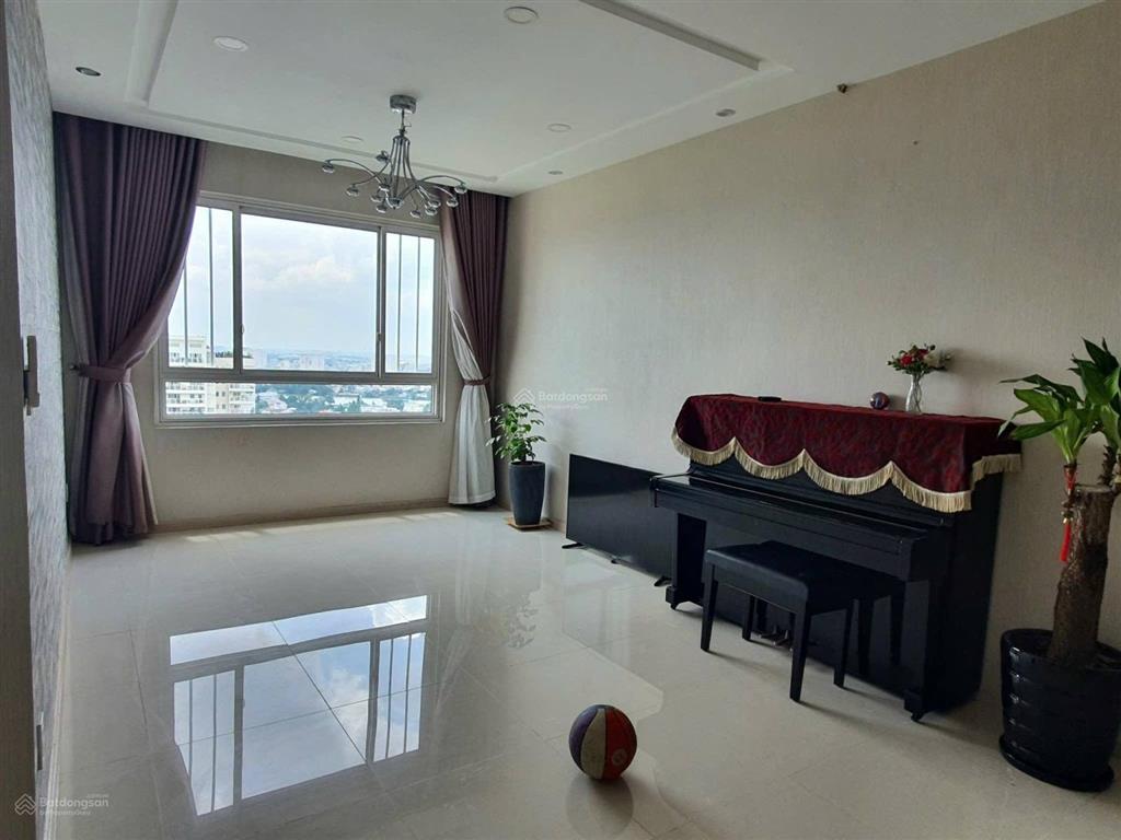 Bán căn hộ 3 phòng ngủ tropic garden, thảo điền quận 2 (cũ)