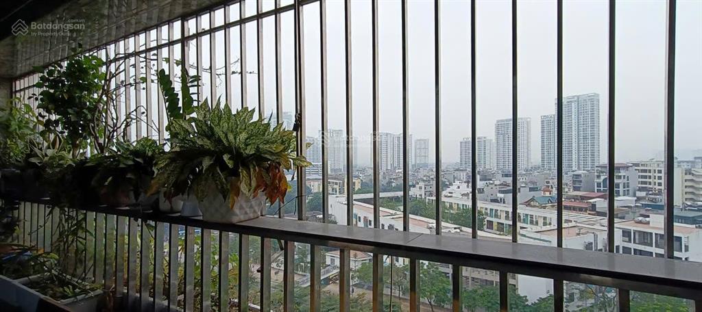 Chính chủ bán căn cc cao cấp mặt đường võ chí công tây hồ