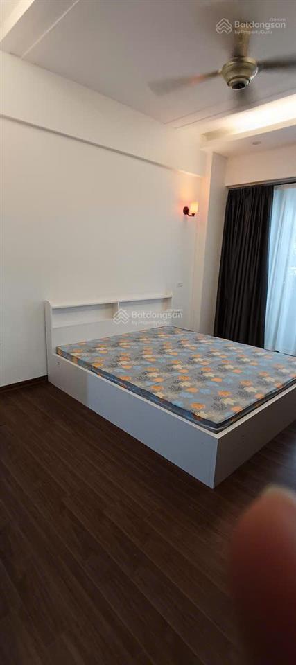 Chính chủ bán căn cc cao cấp mặt đường võ chí công tây hồ
