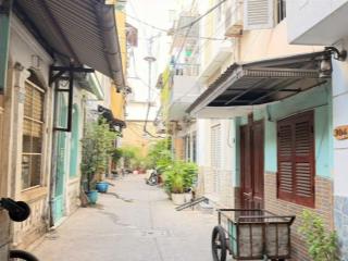 Bán gấp nhà mặt phố 302/8 hai bà trưng, phường tân định, giá 9,8 tỷ, 40,2m2