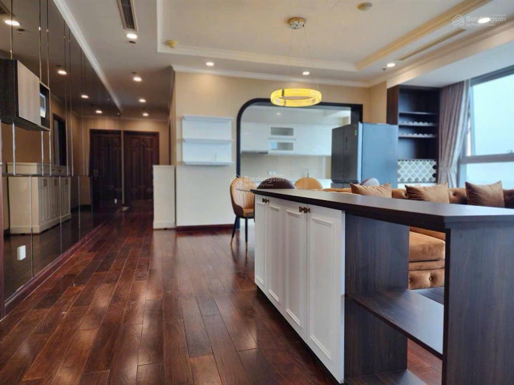 Bán ch vinhomes golden river ba son, 70 tỷ, 121m2, view đẹp