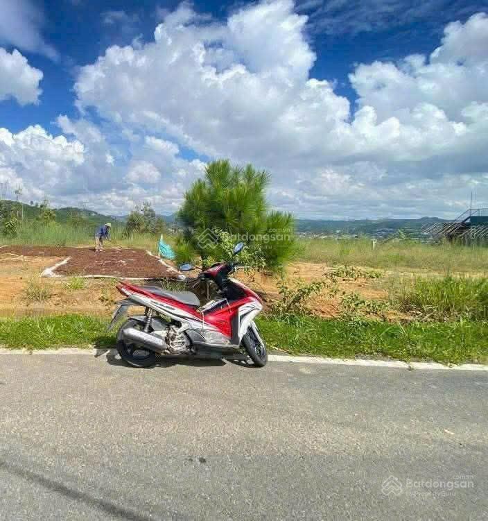 Chủ bán gấp đất xã hoà ninh, di linh, lâm đồng, 2,35 tỷ đẹp, nhiều tiện ích