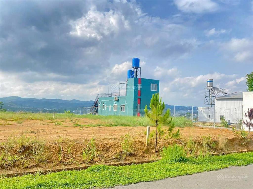 Chủ bán gấp đất xã hoà ninh, di linh, lâm đồng, 2,35 tỷ đẹp, nhiều tiện ích