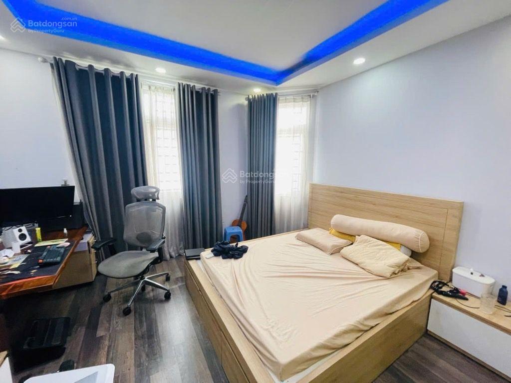 Bán nhà hẻm 8m cư xá đồng tiến, p.14, q.10  ngang 9m  giá chỉ 9,9 tỷ