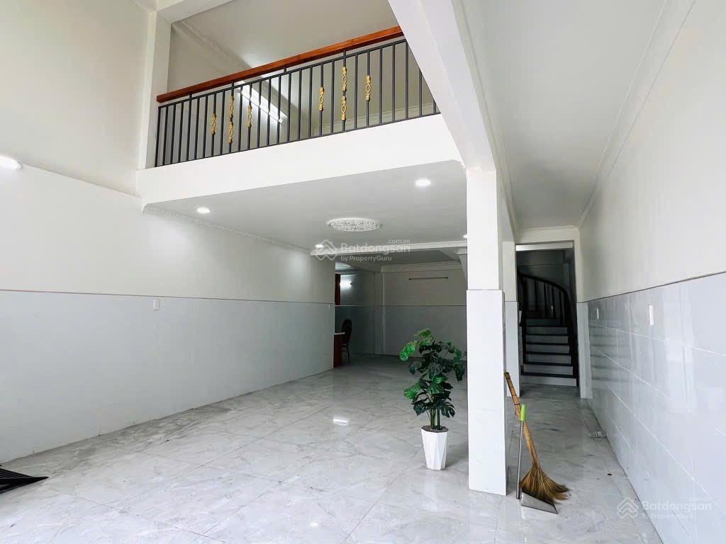 Bán nhà mặt tiền 80m2 4 tầng tại 257 tô ký, trung mỹ tây q12 chỉ hơn 6 tỷ
