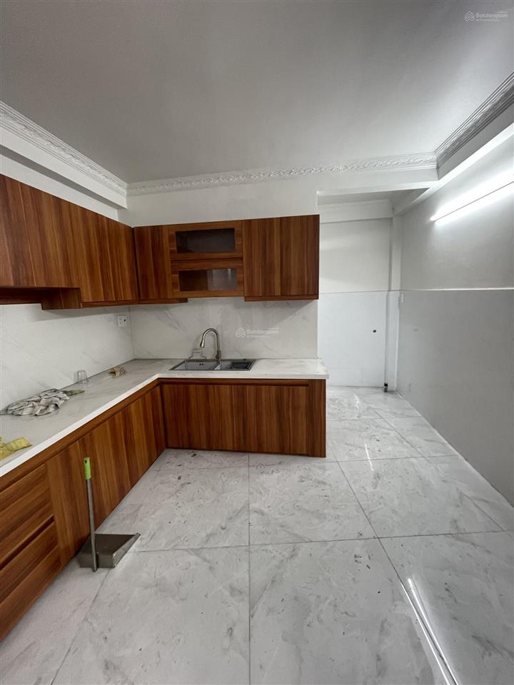 Bán nhà mặt tiền 80m2 4 tầng tại 257 tô ký, trung mỹ tây q12 chỉ hơn 6 tỷ