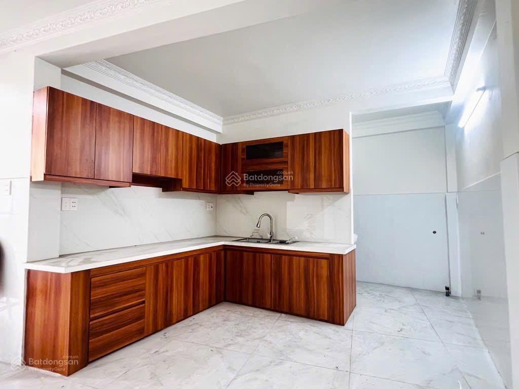 Bán nhà mặt tiền 80m2 4 tầng tại 257 tô ký, trung mỹ tây q12 chỉ hơn 6 tỷ