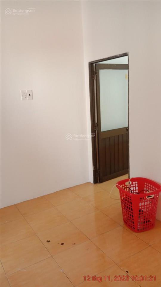 3,55 tỷ nhà 2 tầng đường phạm văn bạch gần nhà ga t3, 36m2 đất, 2 pn 2wc
