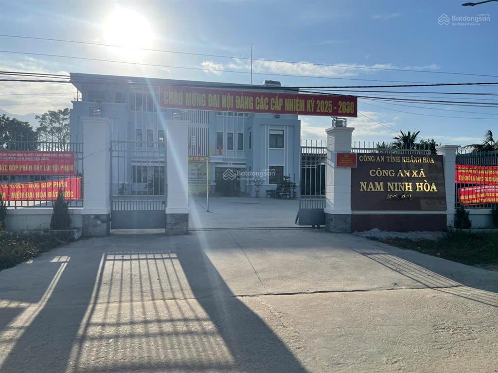 Chính chủ bán đất đẹp đối diện ubnd xã nam ninh hòa gần chợ trường nở hậu giá cực rẻ. 0947 066 ***