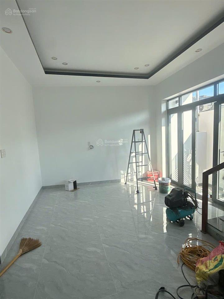 Nhà mới 100% diên điền 2 tầng,3pn,full thổ cư, chỉ 1,68 tỷ gần bv diên khánh