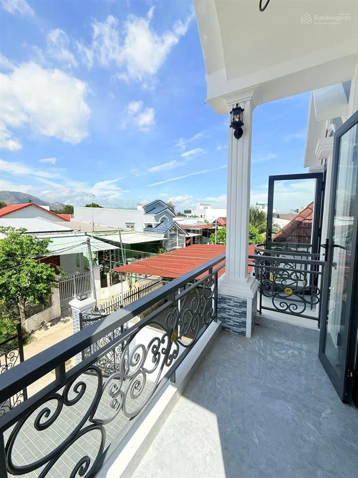 Nhà 2 tầng đẹp  vĩnh phương  bắc nha trang.