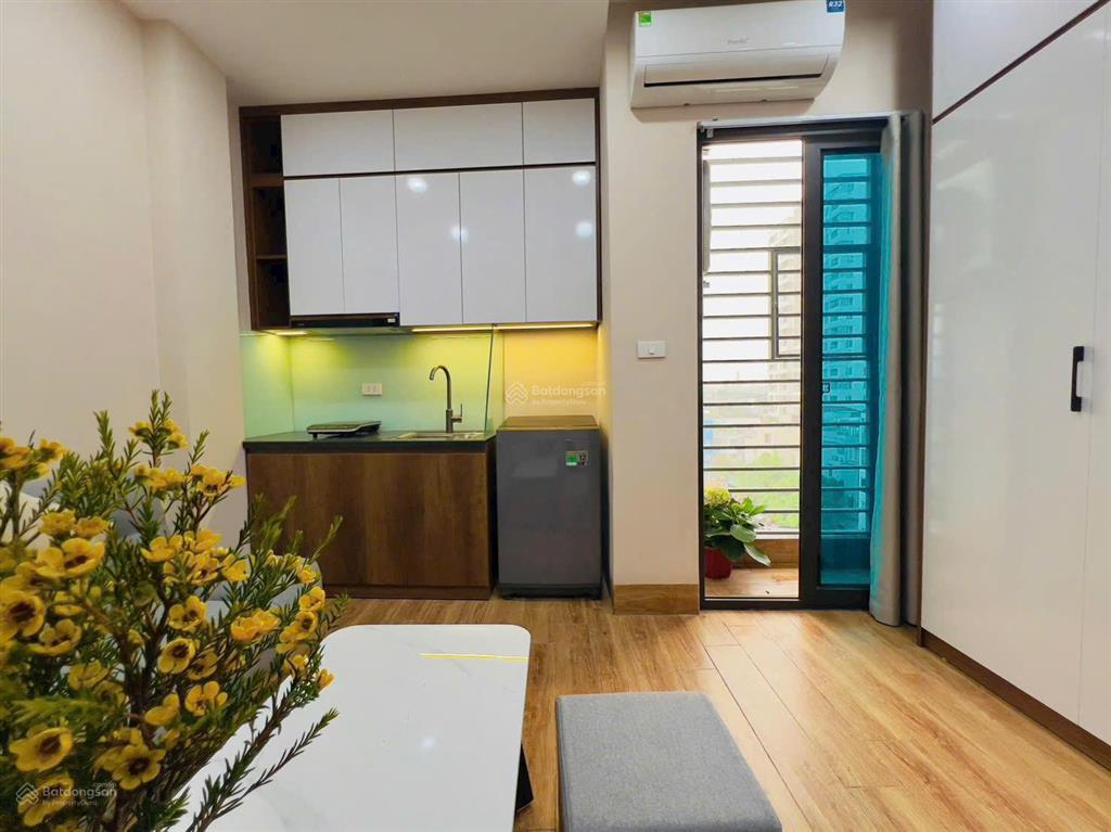 Chính chủ bán gấp tòa 8 tầng thang máy mặt phố vương thừa vũ