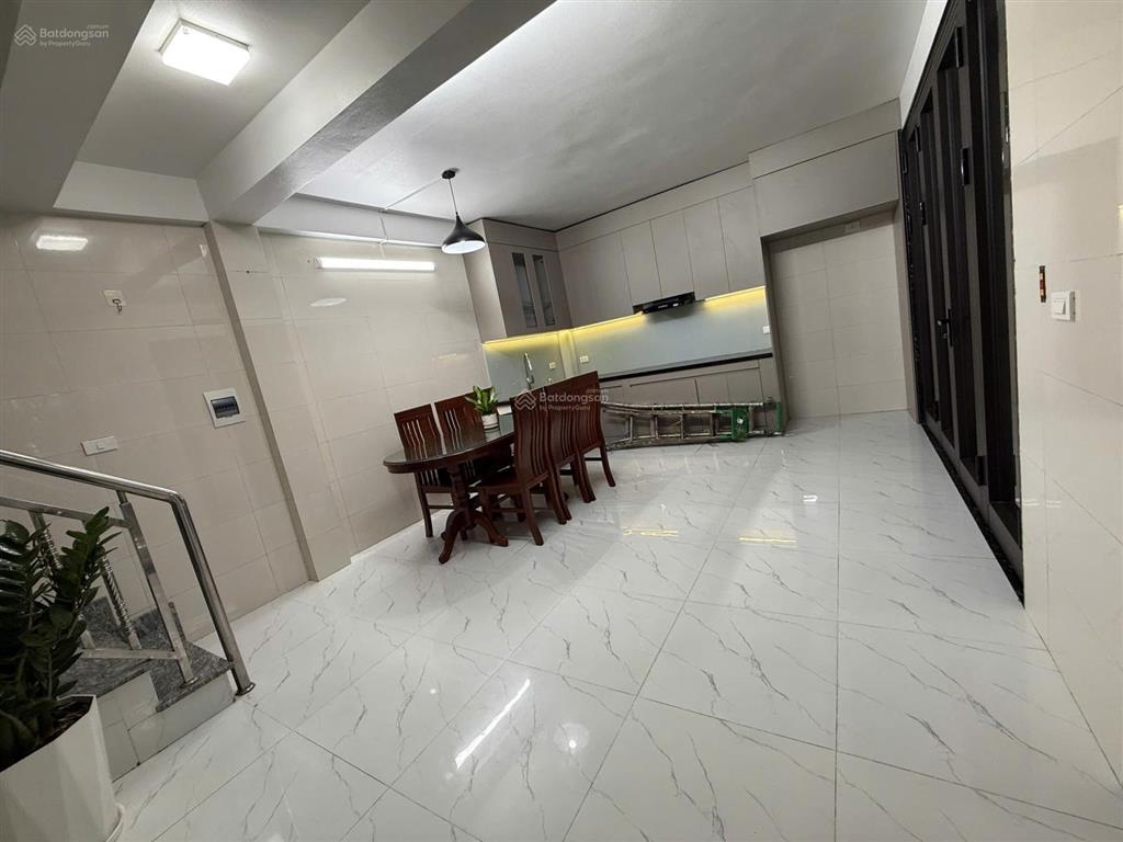 Nhà mới khương đình  thanh xuân 6 tầng mặt tiền 6.6m căn góc siêu thoáng