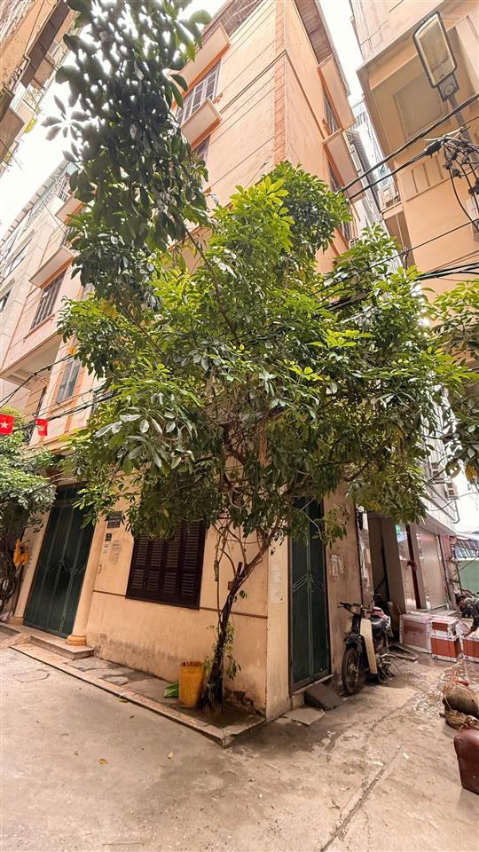 Bán gấp nhà 5 tầng phan văn trường cầu giấy kinh doanh nhỏ, ô tô đỗ cửa 12 tỷ siêu hiếm