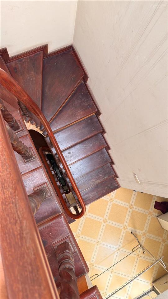 Bán gấp nhà 5 tầng phan văn trường cầu giấy kinh doanh nhỏ, ô tô đỗ cửa 12 tỷ siêu hiếm