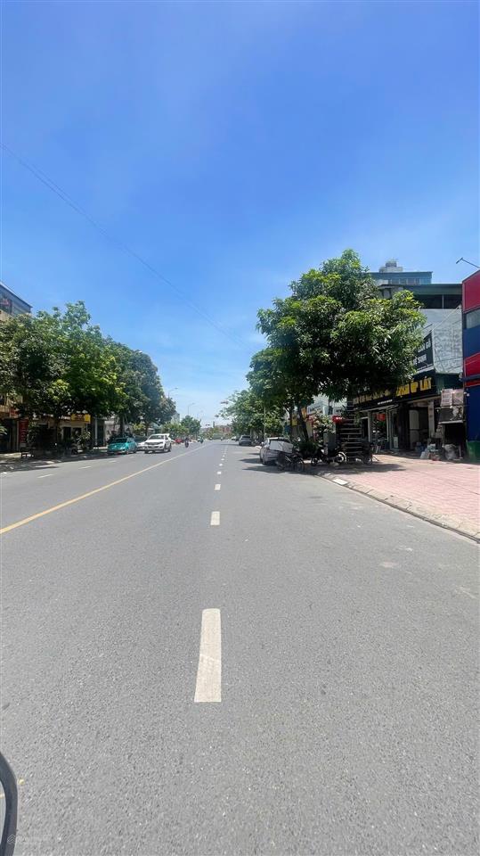Chính chủ cần bán 56 m2 đât thành trung  gia lâm, giá 11 tỷ,  0985 865 ***
