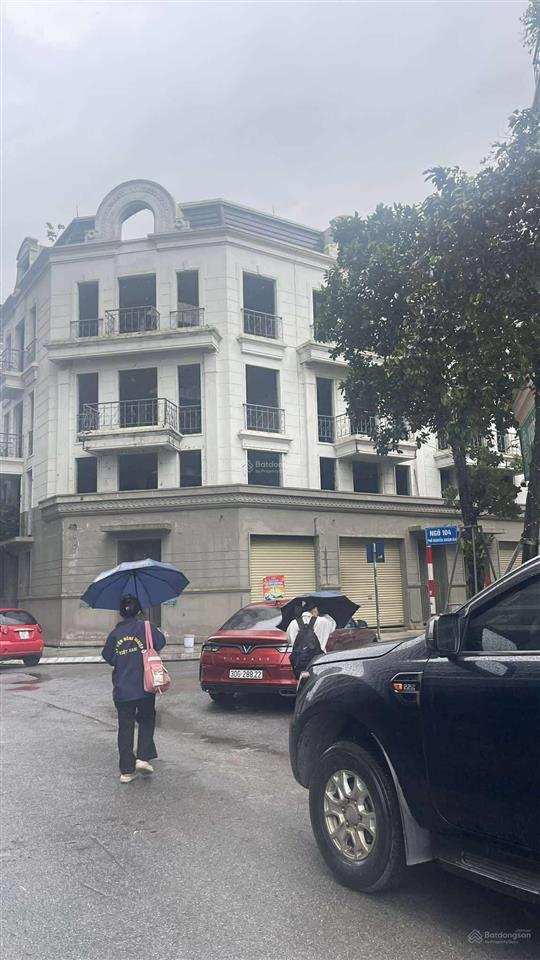 Chủ giảm giá mạnh cơ hội sở hữu shophouse sông hồng gia lâm, chỉ nhỉnh 21 tỷ!