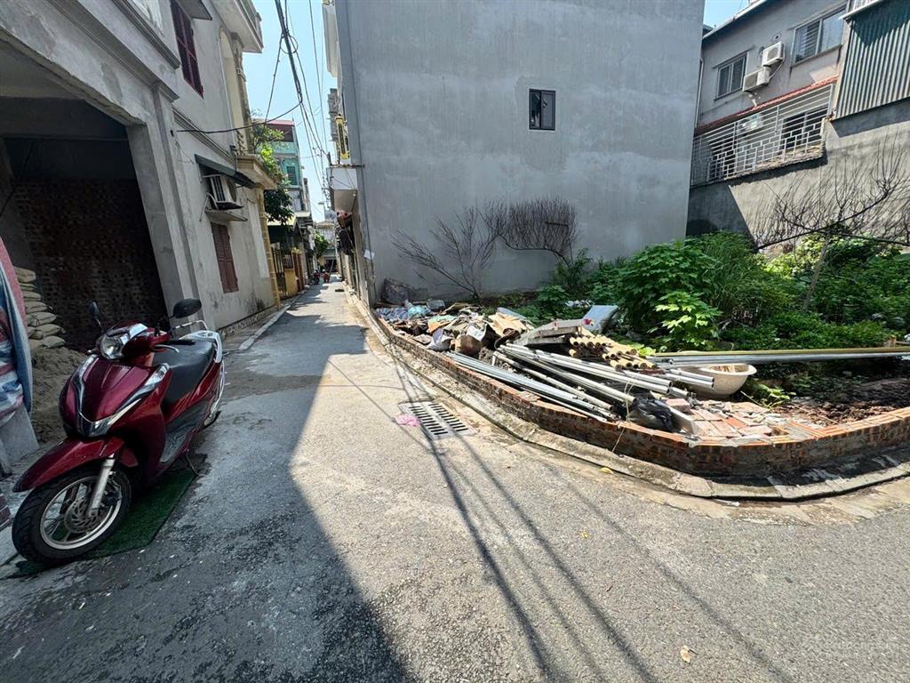 Bán 44.6 m2 đất cửu việt gia lâm | lô góc 2 mặt thoáng ô tô vào nhà,  0985 865 ***