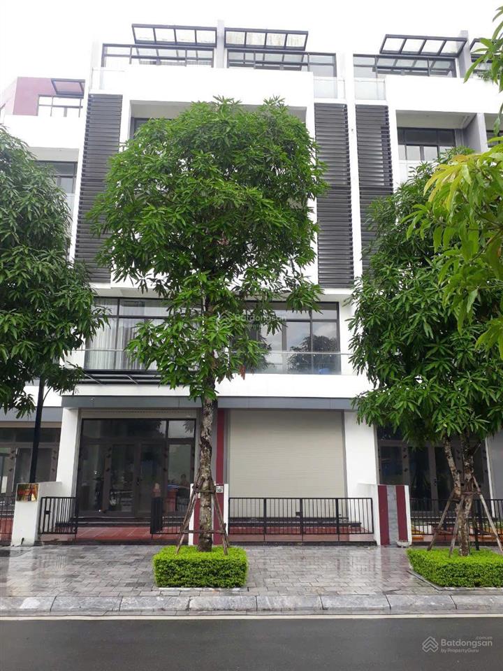 Chính chủ cần tiền bán gấp liền kề mặt chung cư bình minh, hoàn thiện 79m2, 20ty  0988 970 ***