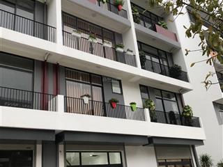 Chính chủ cần tiền bán gấp liền kề view vườn hoa, hoàn thiện có thang máy, 17,9tỷ  0988 970 ***