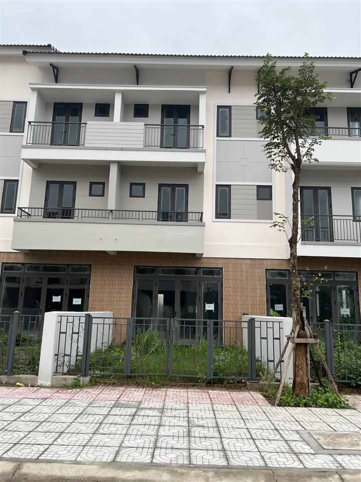 Chính chủ cần tiền bán gấp nhà phố sh4  120m2 tại centa riverside, áp góc, gần đl 179, giá 8,4 tỷ