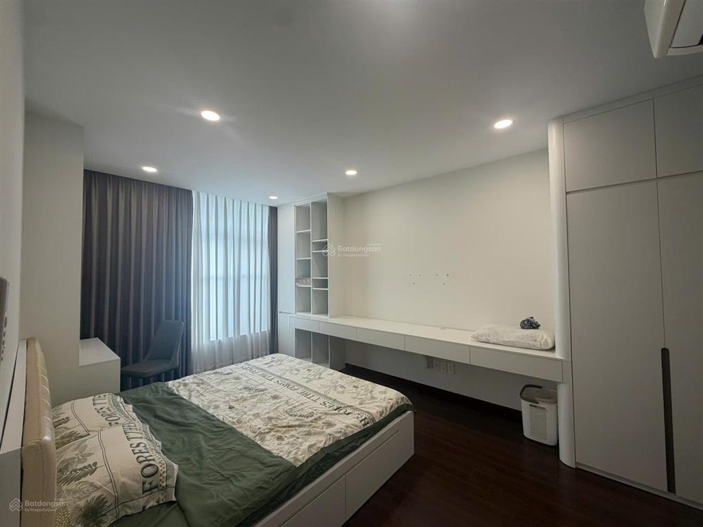 Cho thuê căn 2pn 101m2, nhận nhà ở luôn 15tr/tháng