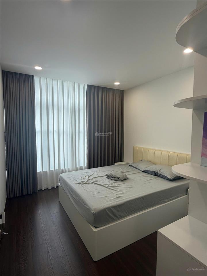 Cho thuê căn 2pn 101m2, nhận nhà ở luôn 15tr/tháng