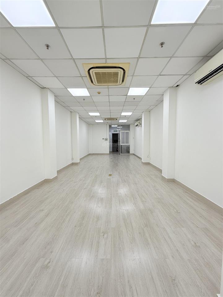 Cho thuê văn phòng dt 56m2 ngay cv lê văn tám chỉ 16,5tr/th