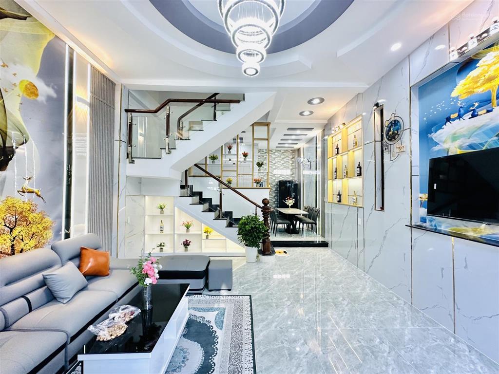 Nhà phố 5m x 11m 4 tầng hẻm nhựa 5m thông cách đường trương thị hoa chỉ 20m sát bên q.gò vấp