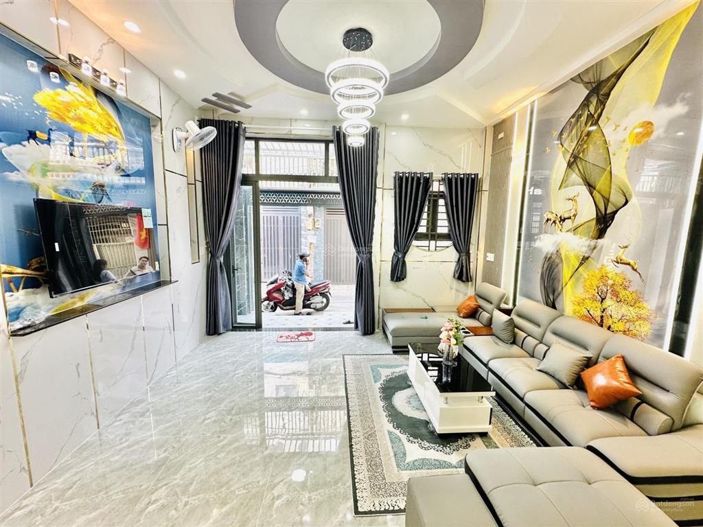 Nhà phố 5m x 11m 4 tầng hẻm nhựa 5m thông cách đường trương thị hoa chỉ 20m sát bên q.gò vấp