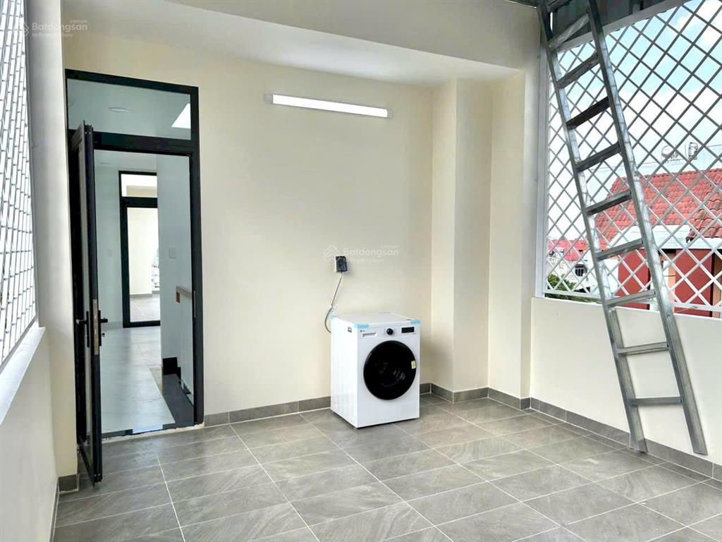 Nhà 4m x 22m 3 tầng mặt tiền đường thới an 18 kinh doanh, mở cty rất thuận tiện