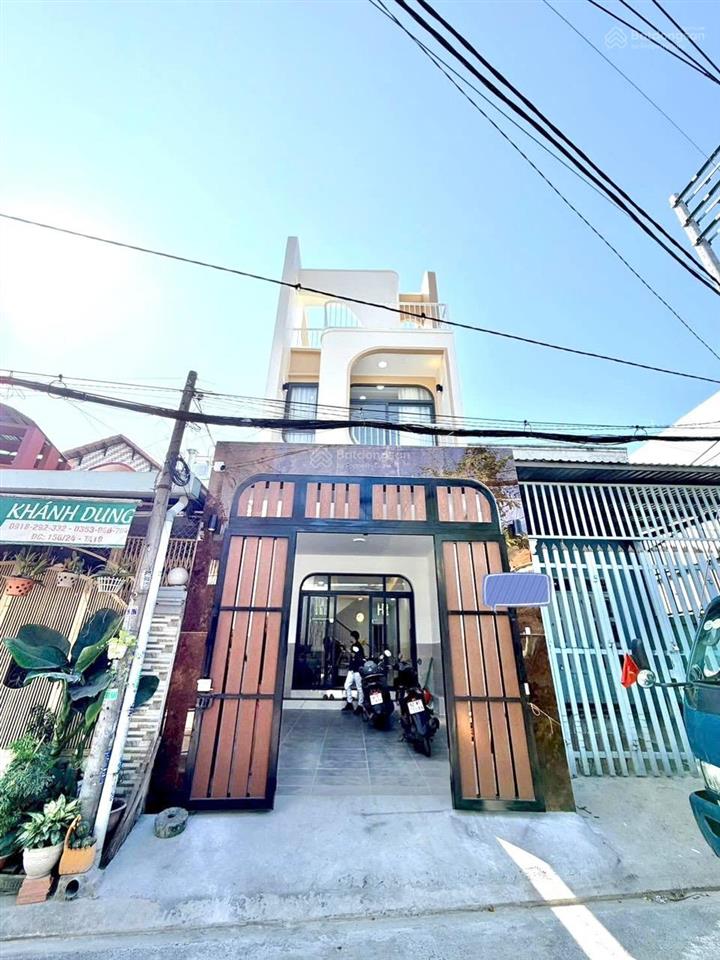 Nhà 4m x 22m 3 tầng mặt tiền đường thới an 18 kinh doanh, mở cty rất thuận tiện