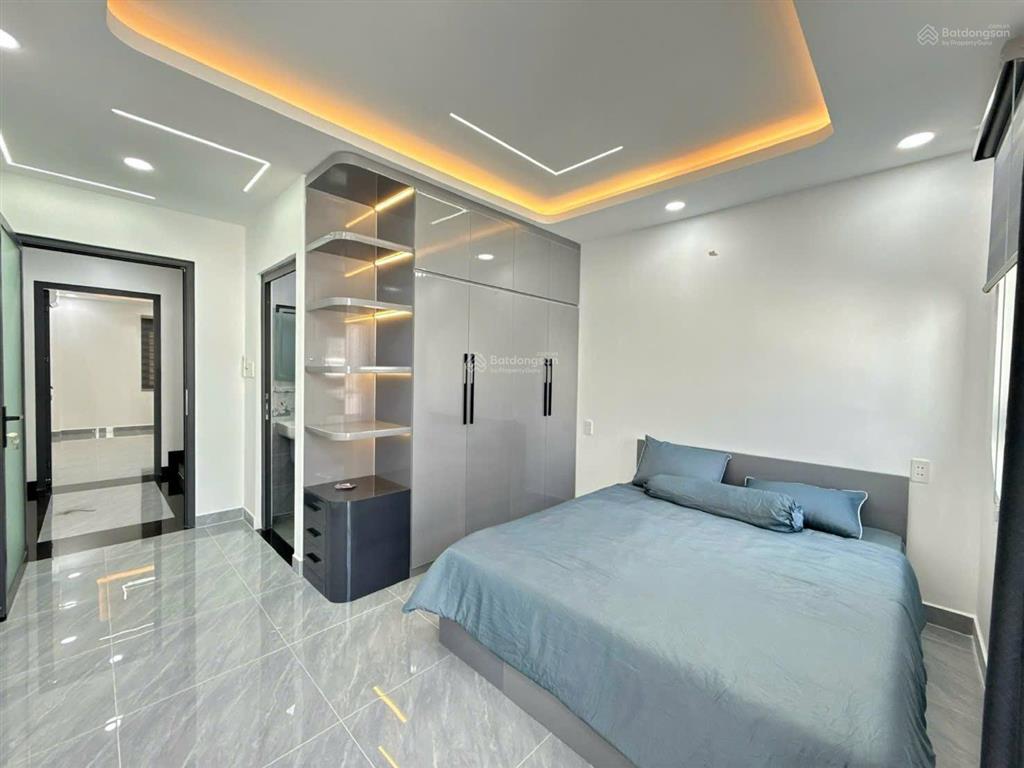 Nhà phố 4m x 15m 4.5 tầng hẻm 6m thông đường lê thị riêng ngay trường c3 nguyễn trung trực