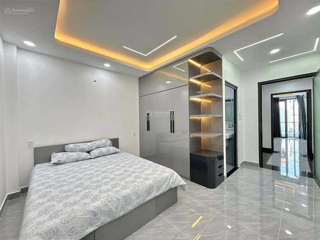 Nhà phố 4m x 15m 4.5 tầng hẻm 6m thông đường lê thị riêng ngay trường c3 nguyễn trung trực