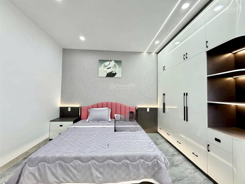 Bán 05 nhà phố 4m x 21m 4.5 tầng có thang máy, hẻm nhựa 8m thông đường lê thị riêng p.thới an