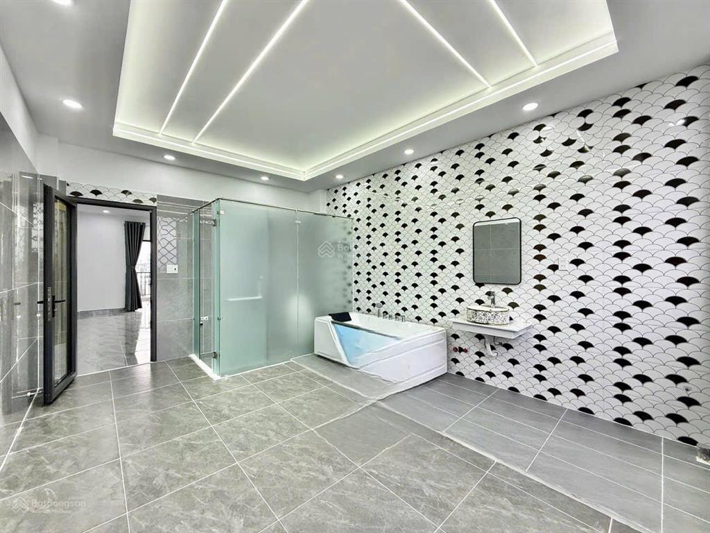 Bán 05 nhà phố 4m x 21m 4.5 tầng có thang máy, hẻm nhựa 8m thông đường lê thị riêng p.thới an