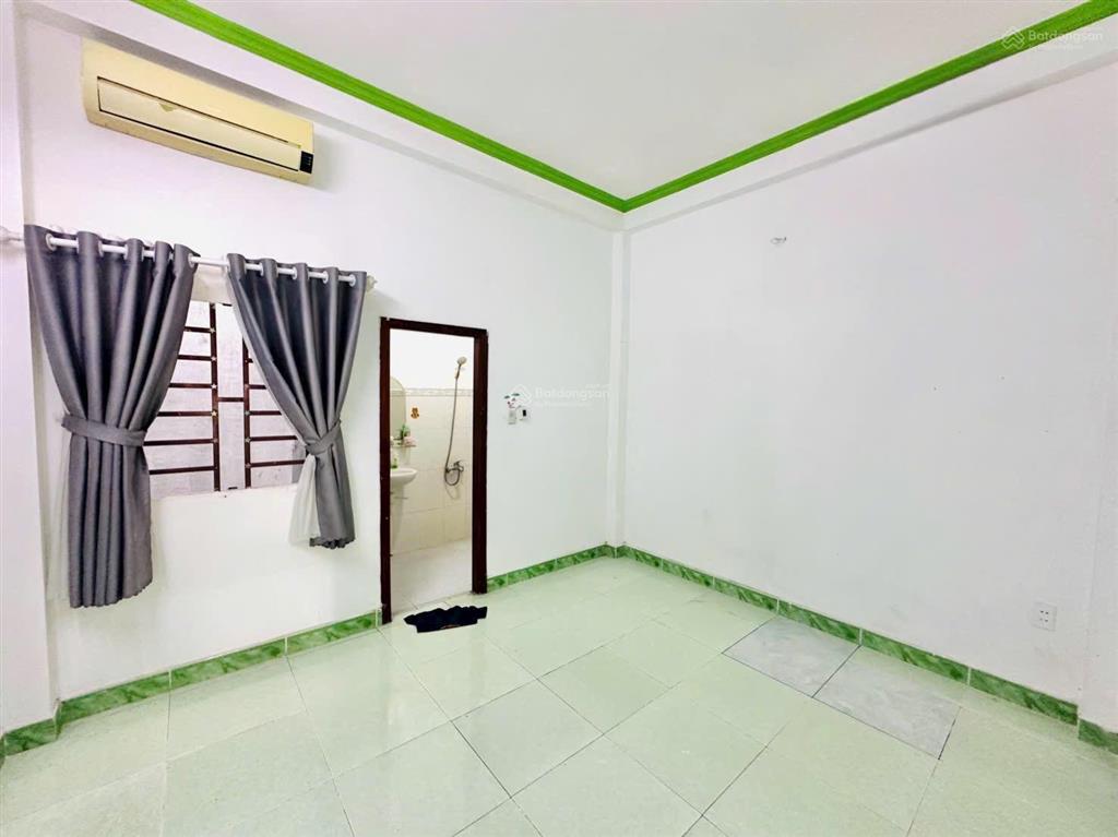 Nhà phố 4m x 15m 3 tầng hẻm nhựa 6m thông đường lâm thị hố p. tân chánh hiệp