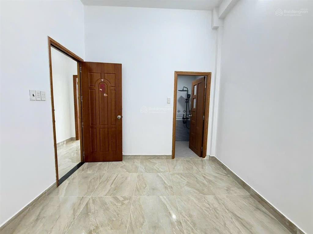 Bán nhà 4,2m x 26m 1 lửng 2 lầu mặt tiền đường nguyễn ảnh thủ kinh doanh đa ngành nghề