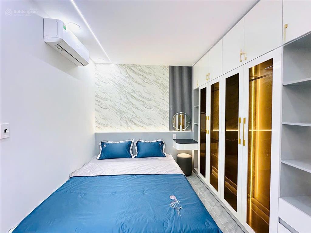 Nhà phố 4m x 14m 4,5 tầng 1/ ngắn đường lâm thị hố p. tân chánh hiệp chỉ sau nhà mặt tiền