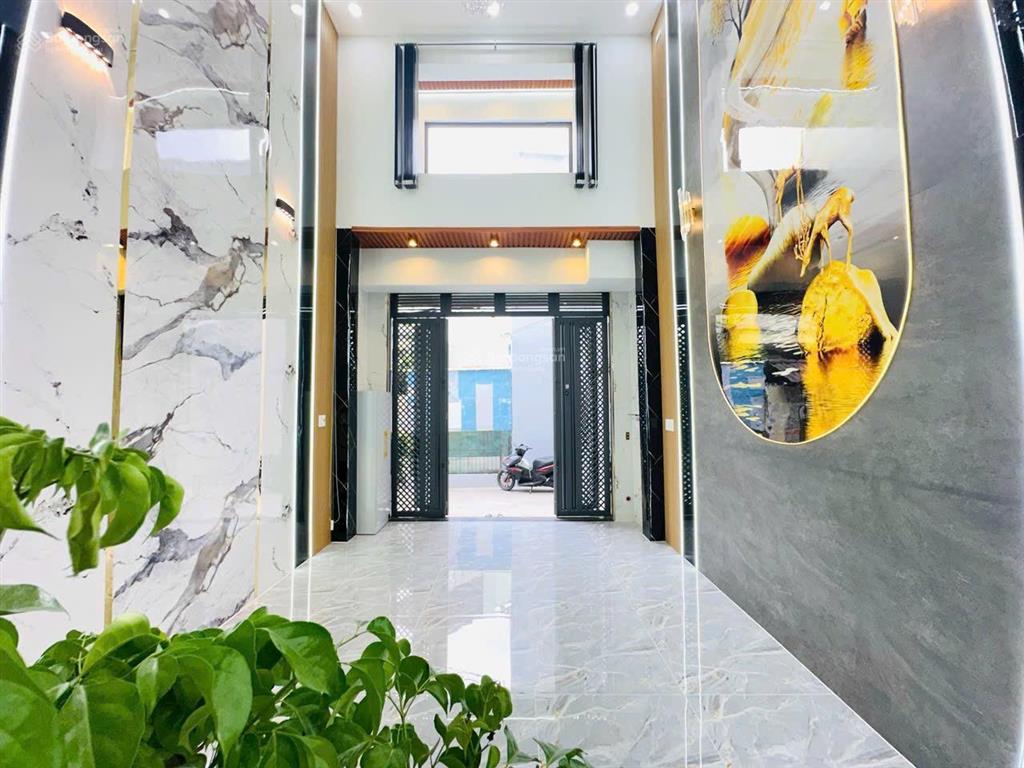 Nhà phố 4m x 14m 4,5 tầng 1/ ngắn đường lâm thị hố p. tân chánh hiệp chỉ sau nhà mặt tiền