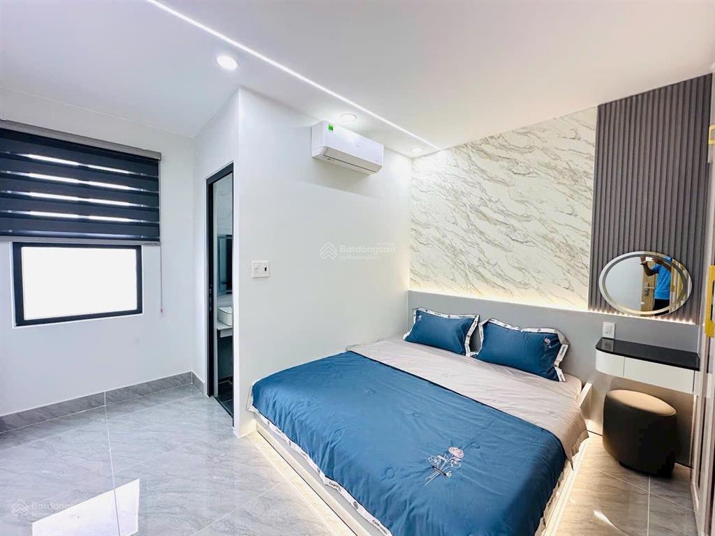 Nhà phố 4m x 14m 4,5 tầng 1/ ngắn đường lâm thị hố p. tân chánh hiệp chỉ sau nhà mặt tiền