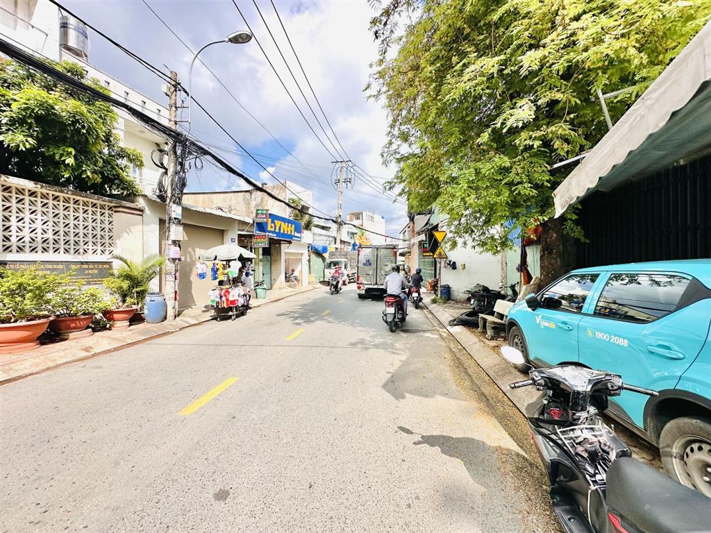 Nhà 3 lầu mặt tiền đường hiệp thành 13 giao đường hương lộ 80b (đang mở rộng 40m) giá chỉ 4,65 tỷ